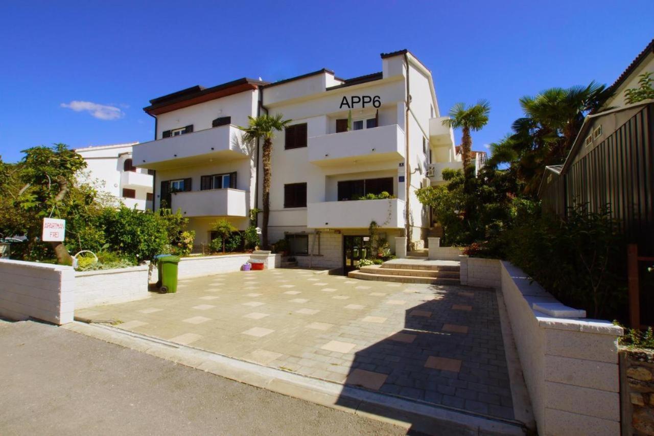 Luna 22 Poreč Exterior foto